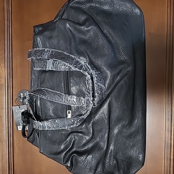 Purse - Picture 1 of 4